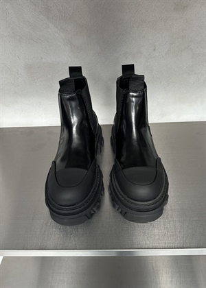 S3242 Cleated low chelsea box oleatex boot Black Ganni 